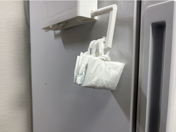 かわいいミニバッグ型に！レジ袋をコンパクトで使いやすく畳む方法