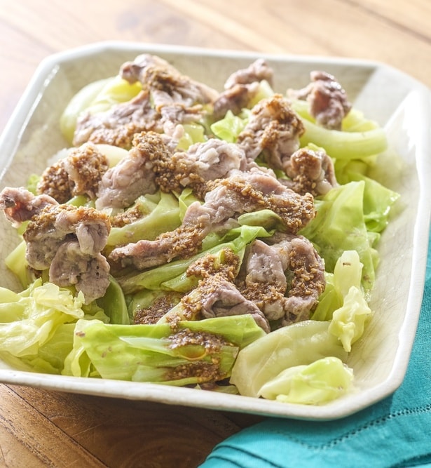 ごまの風味満点のたれが、やみつきになるおいしさ！