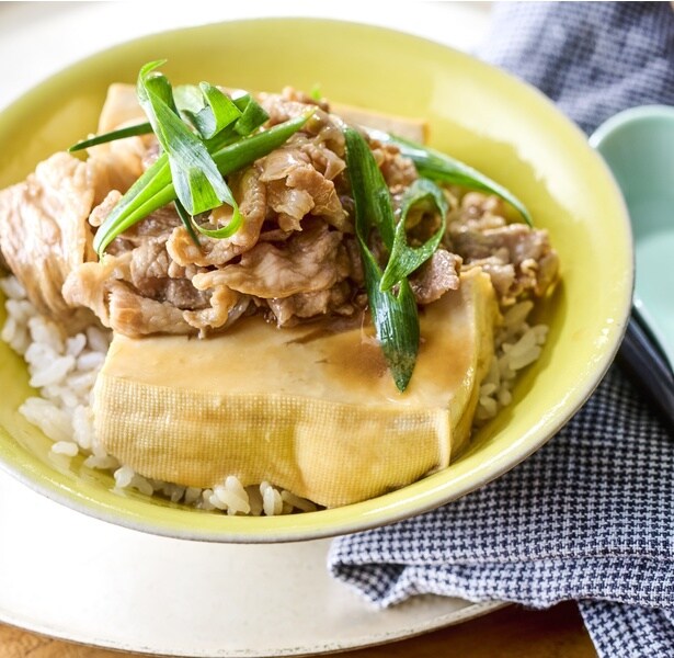 コク満点の「肉豆腐丼」