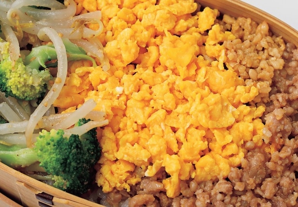 副菜をレンチンしている間に、主菜を作り始めるという段取りで