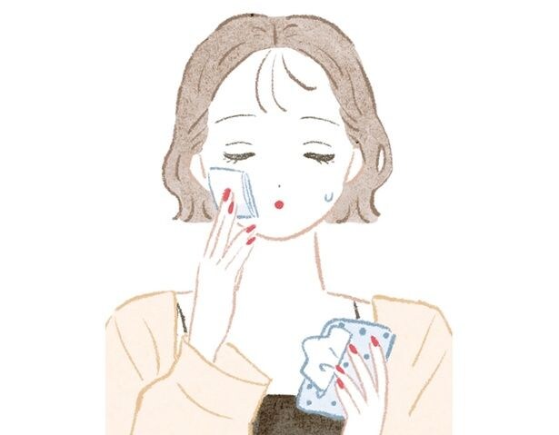 1．ティッシュで汗や皮脂を拭き取る