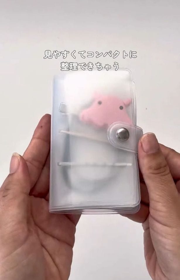 コンパクトに持ち運べる▶シャワーキャップの意外な使い方（⇒次へ）