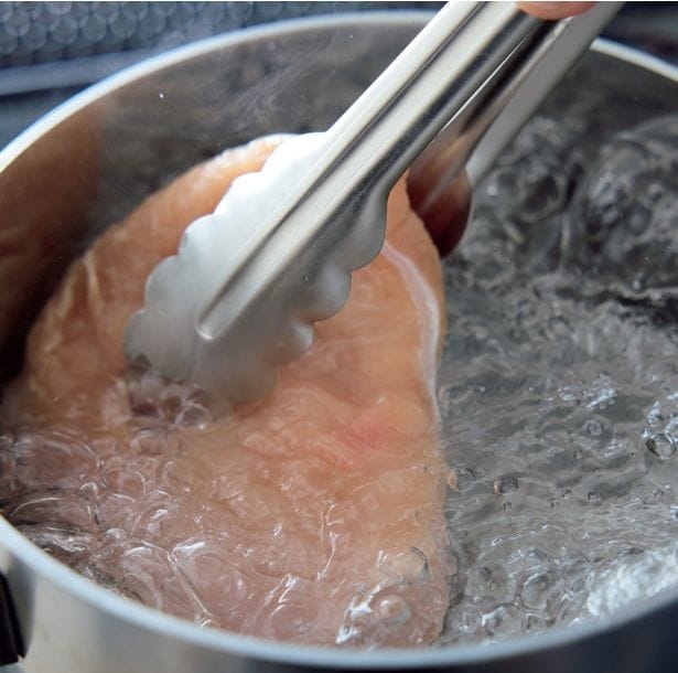 中火でゆでる