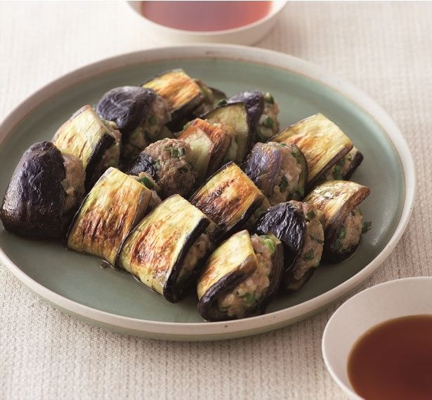 なすで包んでさっぱりとヘルシーに「なす餃子」