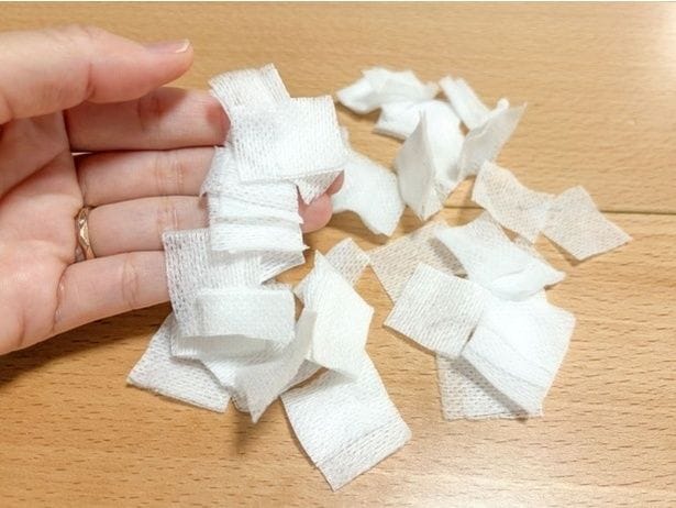 サイズは1cm角程度（▶次へ）