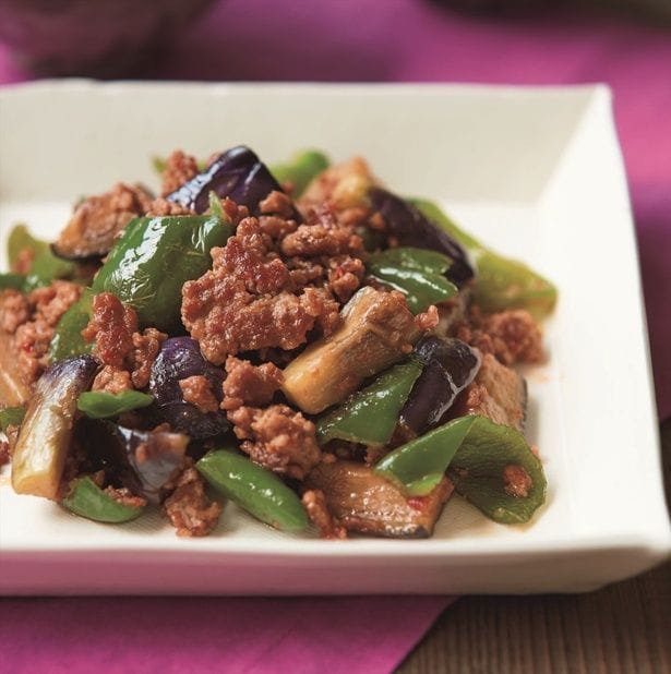 ピリ辛みそとなすの相性も抜群!「豚ひき肉となすのピリ辛みそ炒め」