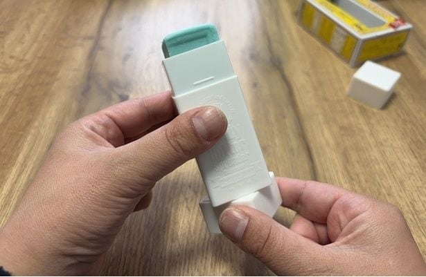 使うときは、後ろに回すだけ（▶次へ）