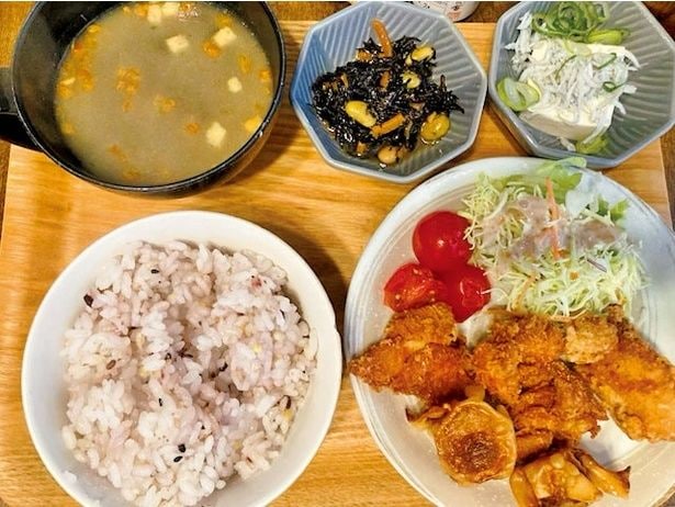 残り物で豪華な朝ご飯2