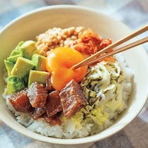 一皿で美腸＆栄養バランスもばっちり！丼もの2品【まるさんの腸活ダイエット】