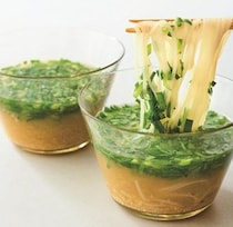 ちょっぴり手を加えてそうめんがランクアップ「にらみそつゆ」