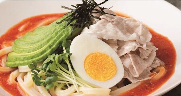 豚しゃぶとアボカドの冷製トマトうどん