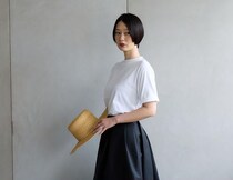 「ぽっこりお腹」も「二の腕」もなかったことに！洗濯機OKの涼しい夏服3選