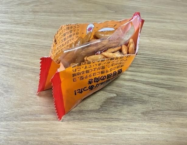 机の上で自立!(▶次へ)