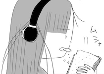 静かに崩れていく毎日。仕事で失敗続きの母、無言で生の食パンをかじる不登校の娘