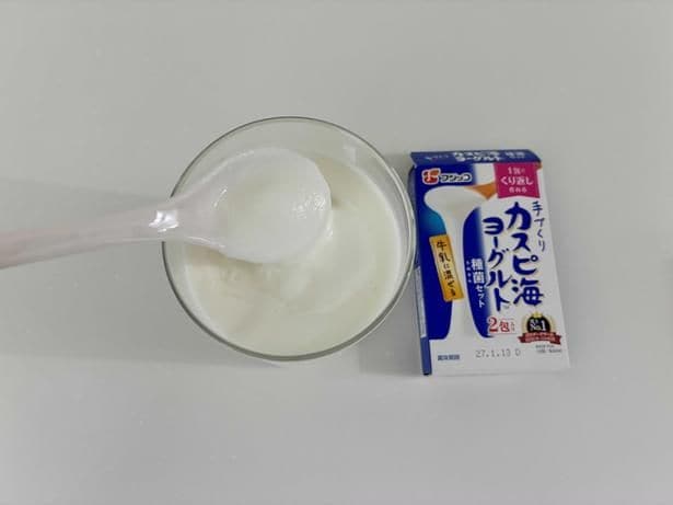 スプーンですくうと、まるでトルコアイスのように「びよ〜ん」と伸びる独特の粘りに感動！