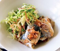 梅干し×薬味で爽やかに仕上げる！「あじの梅わさびあえ」