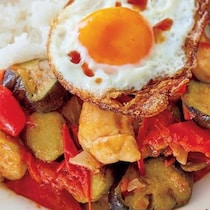 たっぷり野菜が食べられ、ご飯に合うイタリア料理「カチャトーラライス」