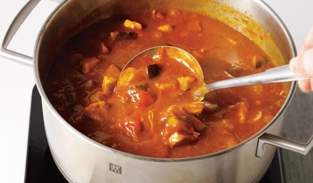 【8】一晩寝かせずともおいしい、無水カレーのできあがり!　