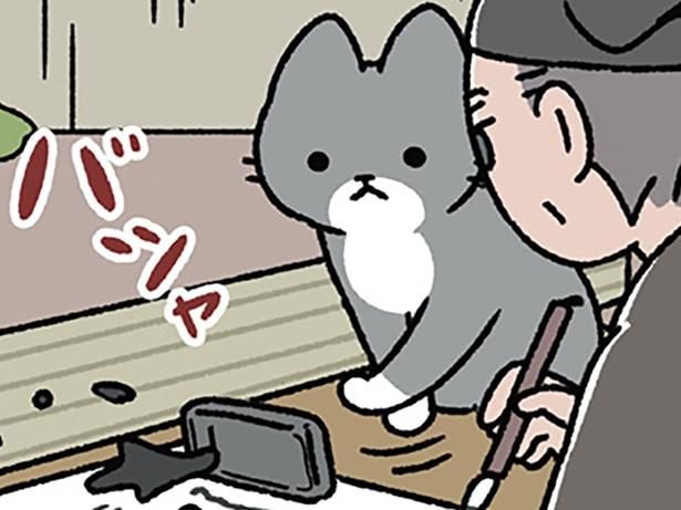 【徒然草とねこ】ねこの隣でつれづれなるままに。随筆をしたためていたときの悲劇