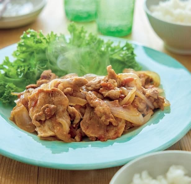 梅干しの酸味がアクセント。疲労物質の分解もサポート！「豚肉と玉ねぎの梅しょうが焼き」