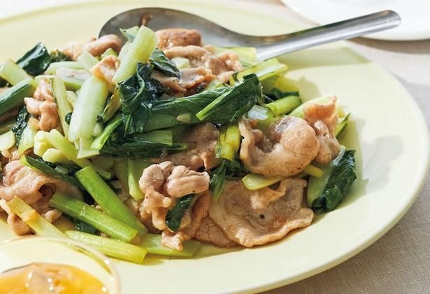 【夏の疲れに】酢×豚肉の神コンビにおまかせ!大満足の「豚肉と小松菜のうま酢炒め」
