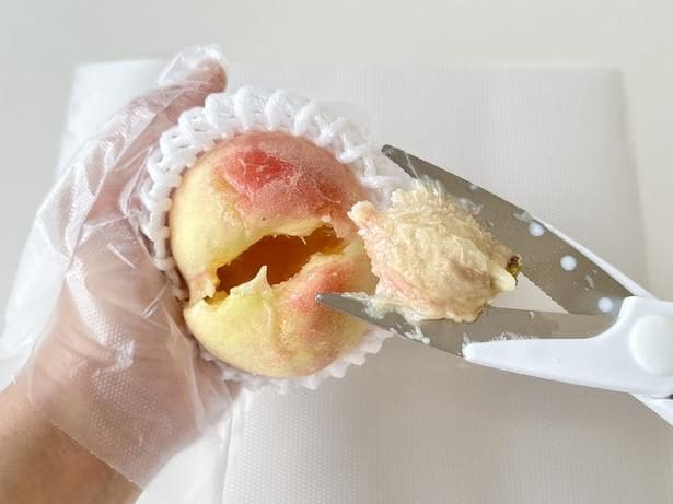 種がスポッと出てきました！（▶断面もチェック）