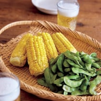 大量のゆで湯はもう不要！枝豆＆とうもろこしは「レンチン蒸し」でラクチンに【夏野菜の最強レシピ】