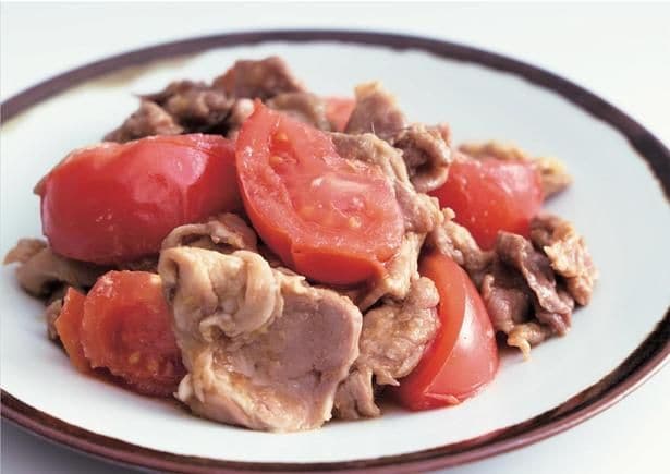 「豚肉のトマトしょうが焼き風」