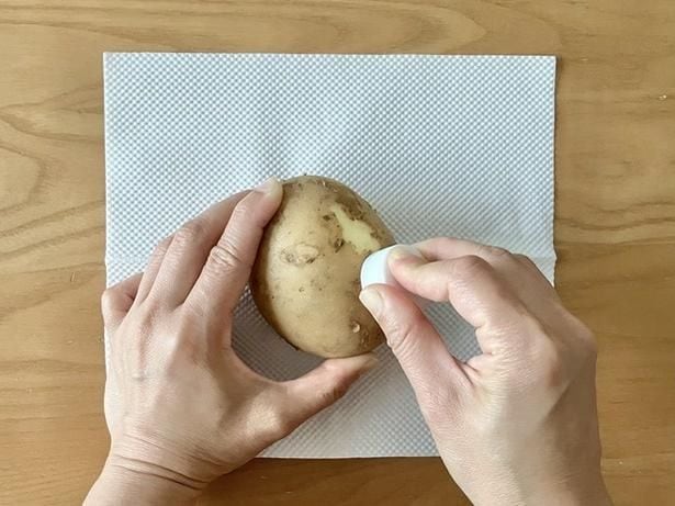 こするだけで皮がむける!(▶ピーラーとの違いは?)