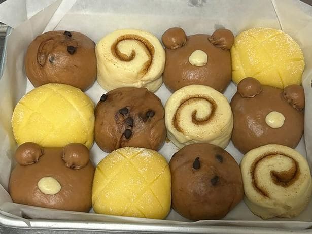 クマパン焼く前▶焼きたては次の画像です（⇒次へ）