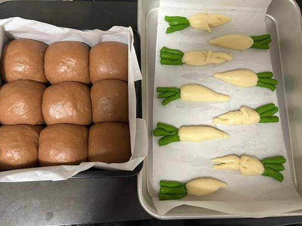 焼く前の状態▶再現度が凄い！焼き上がり（⇒次へ）