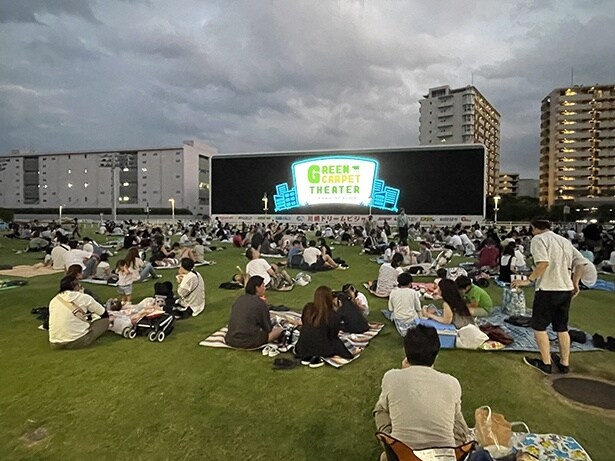 【写真】昨年までの映画鑑賞の様子