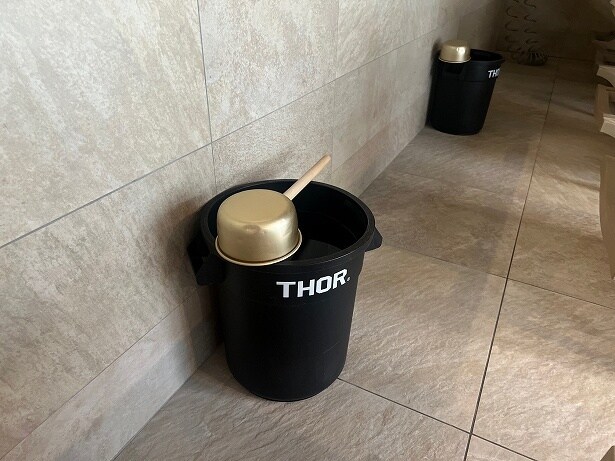 ととのい椅子やベッドを使ったら流しておこう