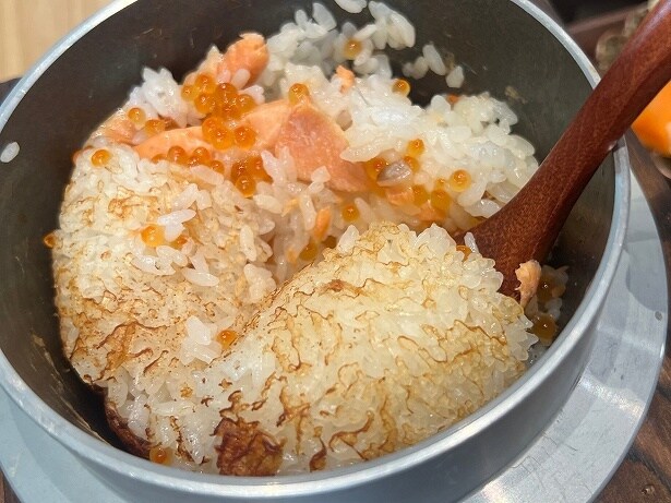 香ばしいおこげもぜひ堪能しよう