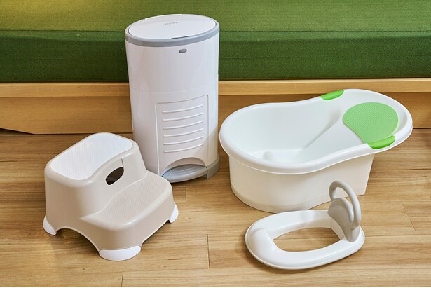 踏み台、子ども用便座、おむつ用ごみ箱など、小さい子どものいるファミリーにはうれしいサービス