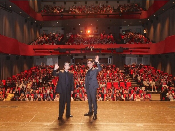 李相日監督と吉沢さんは上映後の舞台挨拶にも登壇