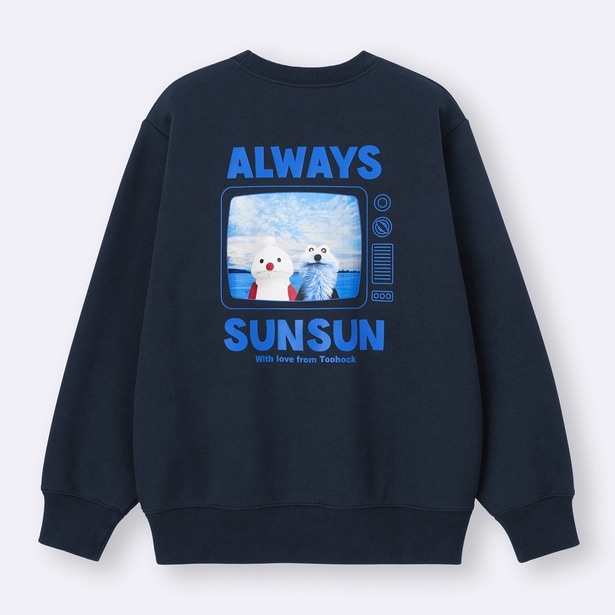 「ヘビーウェイトスウェットプルオーバー(ネイビー)」(各2990円)