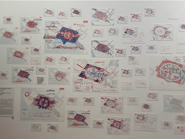 模型と図面の両面から創造の軌跡を示している