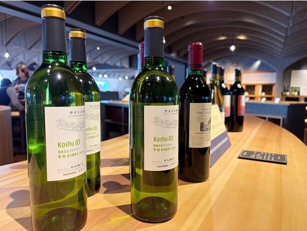 クレジットカードや各種電子マネーなど、キャッシュレス決済にも対応している