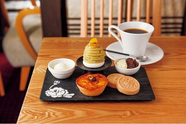 季節のあのん三宝菓(1650円、ドリンク付き 2090円)は、旬を味わう3種のお菓子セット