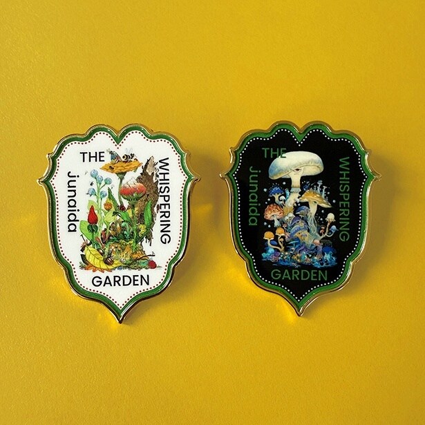 【写真】「THE WHISPERING GARDEN」ピンズ