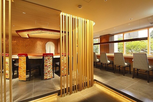 「鮨 銀座おのでら なだ万プライム高輪店」内観