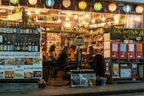 料理、飲み物、空間──進化し続ける、五感で堪能する熱海の“体験型居酒屋”とは？