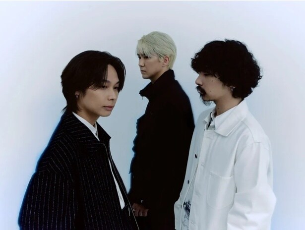 主題歌はOmoinotakeの『Gravity』