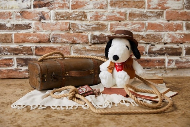 「カウボーイスヌーピーぬいぐるみ」(7150円)