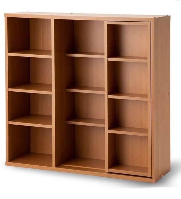 高さも奥行も、思いのまま。コレクションに寄り添う収納設計【アイリスオーヤマ】の本棚がAmazonに登場中‼