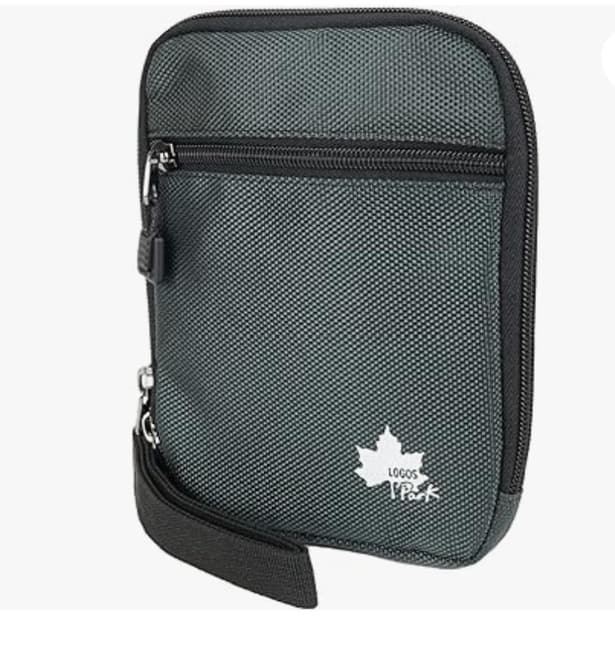 持ち歩く、まとめる、使いこなす。縦型ウォレット【ロゴスパーク】の財布がAmazonに登場中‼