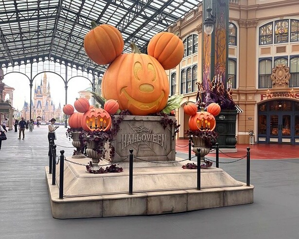 ワールドバザールのデコレーション