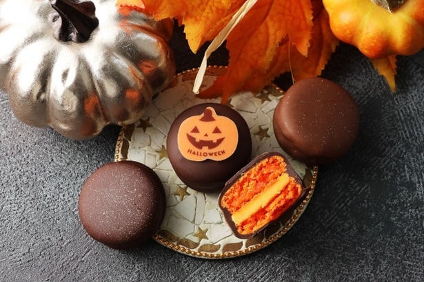 【写真】セバスチャン・ブイエのスペシャリテ「マカリヨン」がハロウィン仕様に変身!