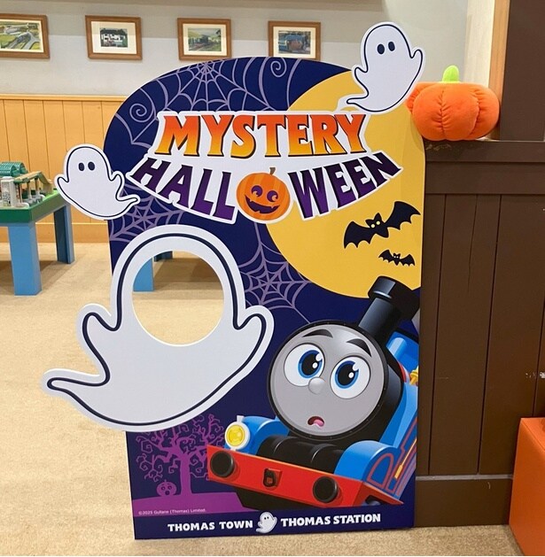 トーマスタウンで「ハロウィンダンス」踊るだけで特典ゲット!トーマスステーション池袋・大阪・岐阜でも「ミステリーハロウィン」開催中